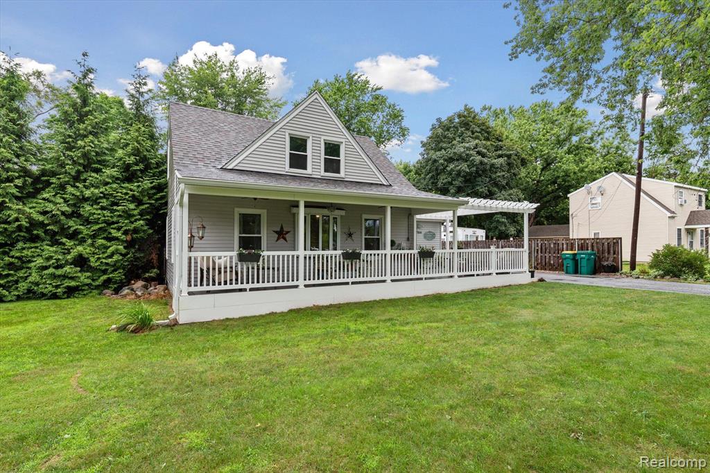 9849 WOODLAND Court, Ypsilanti, MI 48197 — Photo 2
