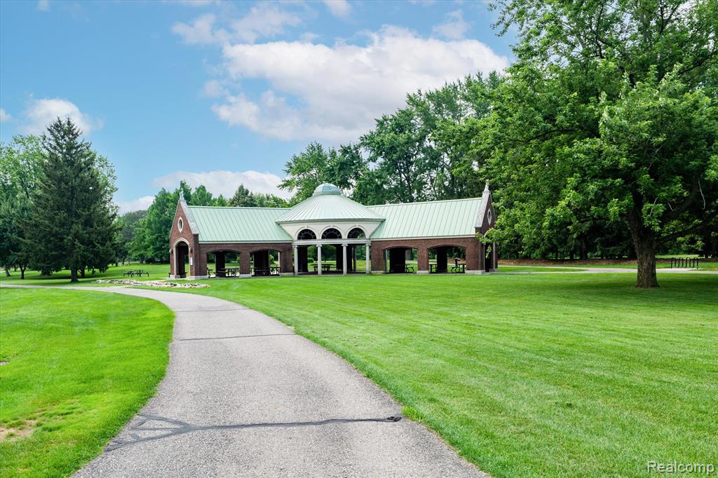 40633 Azalea Drive, Clinton Twp, MI 48036 — Photo 32