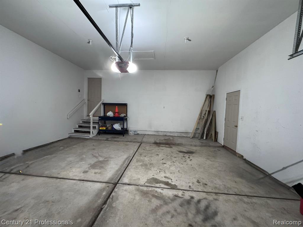 31495 Cambridge Street, Garden City, MI — Photo 11