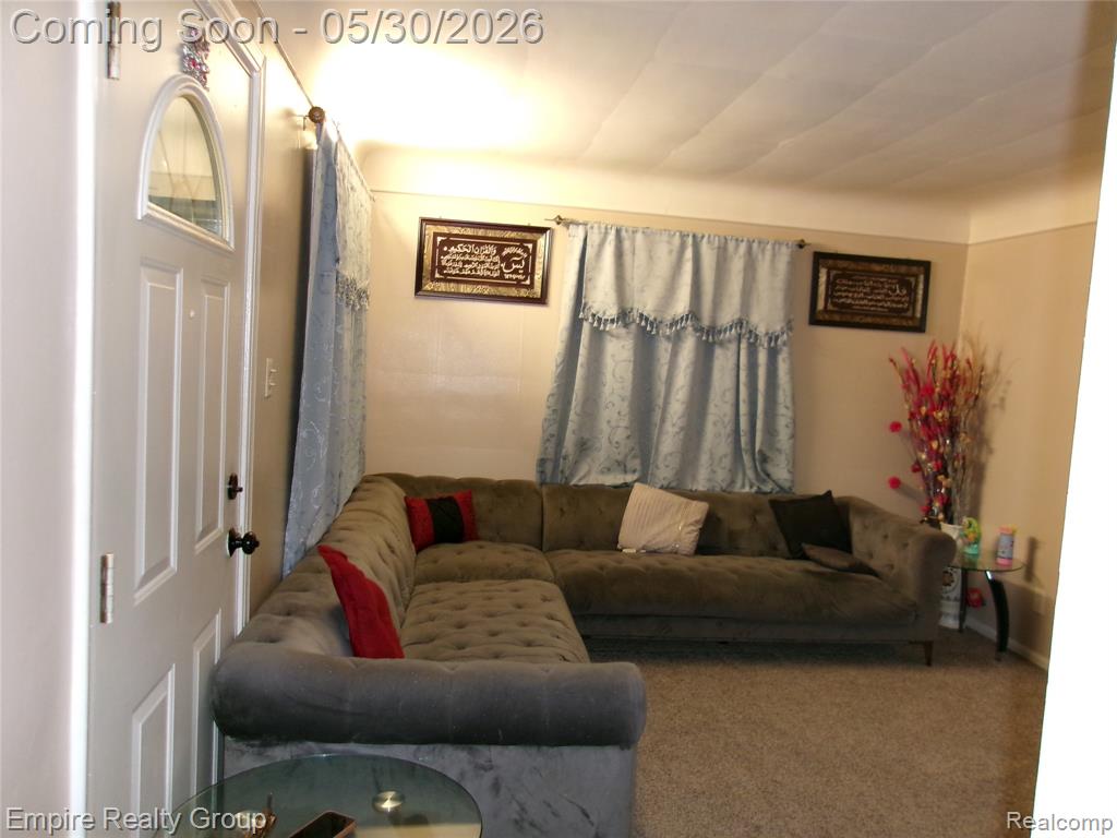7507 W Parkway Street, Redford, MI 48239 — Photo 6