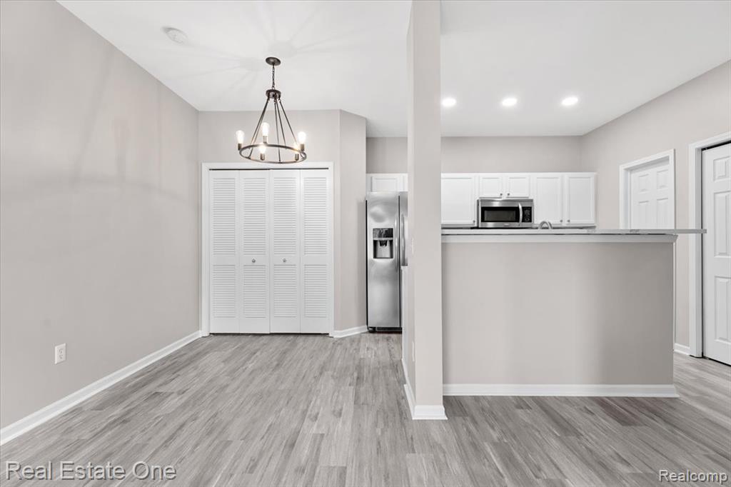 26783 Kirkway Circle, Woodhaven, MI 48183 — Photo 4
