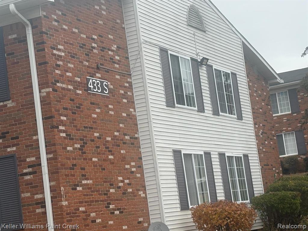 433 Fox Hills Drive S, 5, Bloomfield Hills, MI 48304 — Photo 11