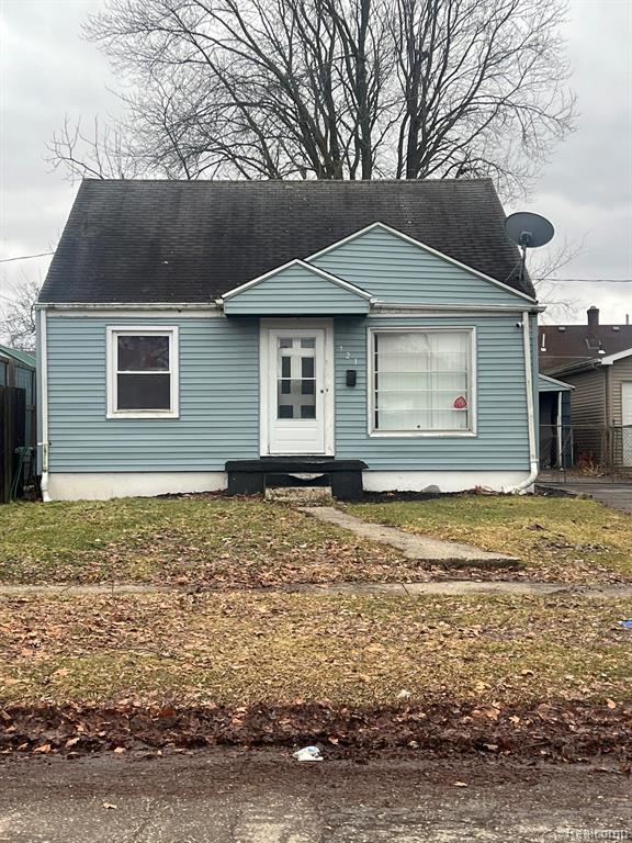 721 Huron Street, Flint, MI 48507 — front exterior
