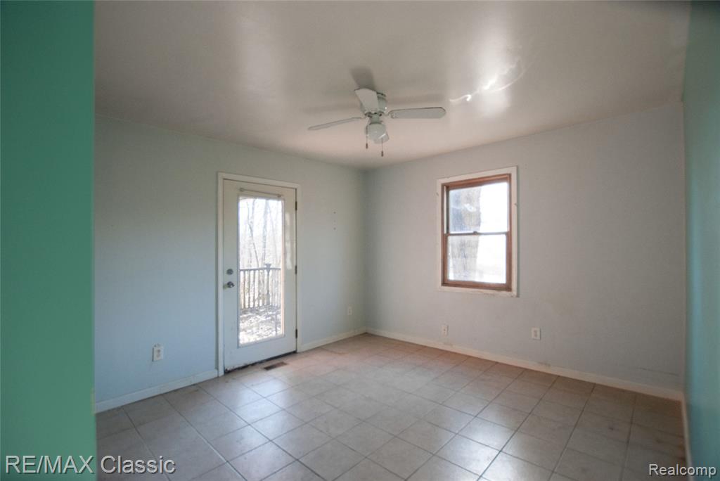1315 W Marr Road, Howell, MI 48855 — Photo 15