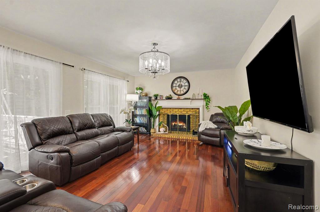 425 Thornridge Court, Rochester Hills, MI 48307 — Photo 11