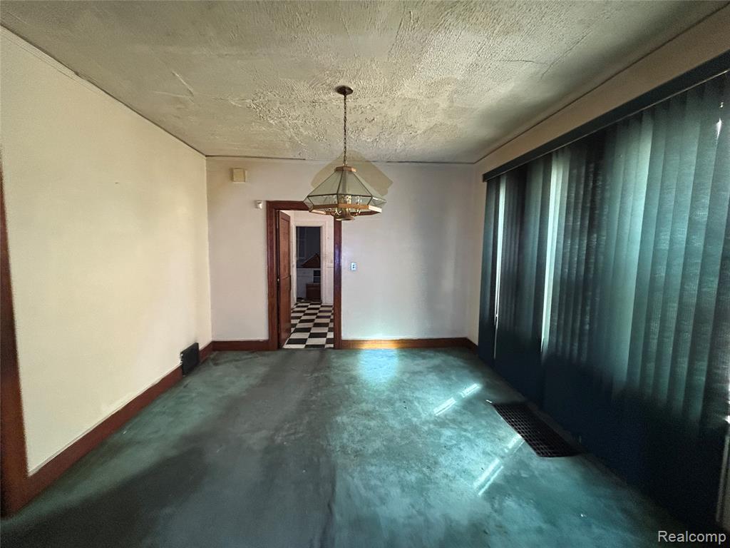 5050 Seminole Street, Detroit, MI 48213 — Photo 4