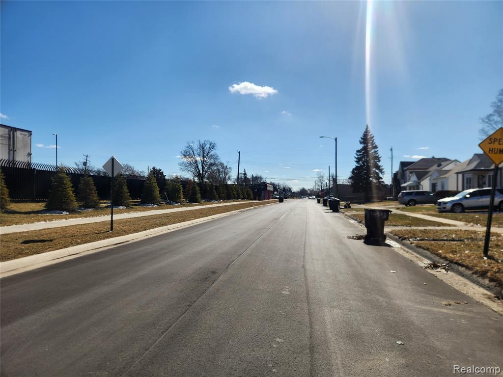 11669 Strathmoor Street, Detroit, MI, 48227