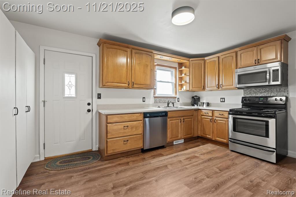 859 Irvin Street, Plymouth, MI 48170 — Photo 10