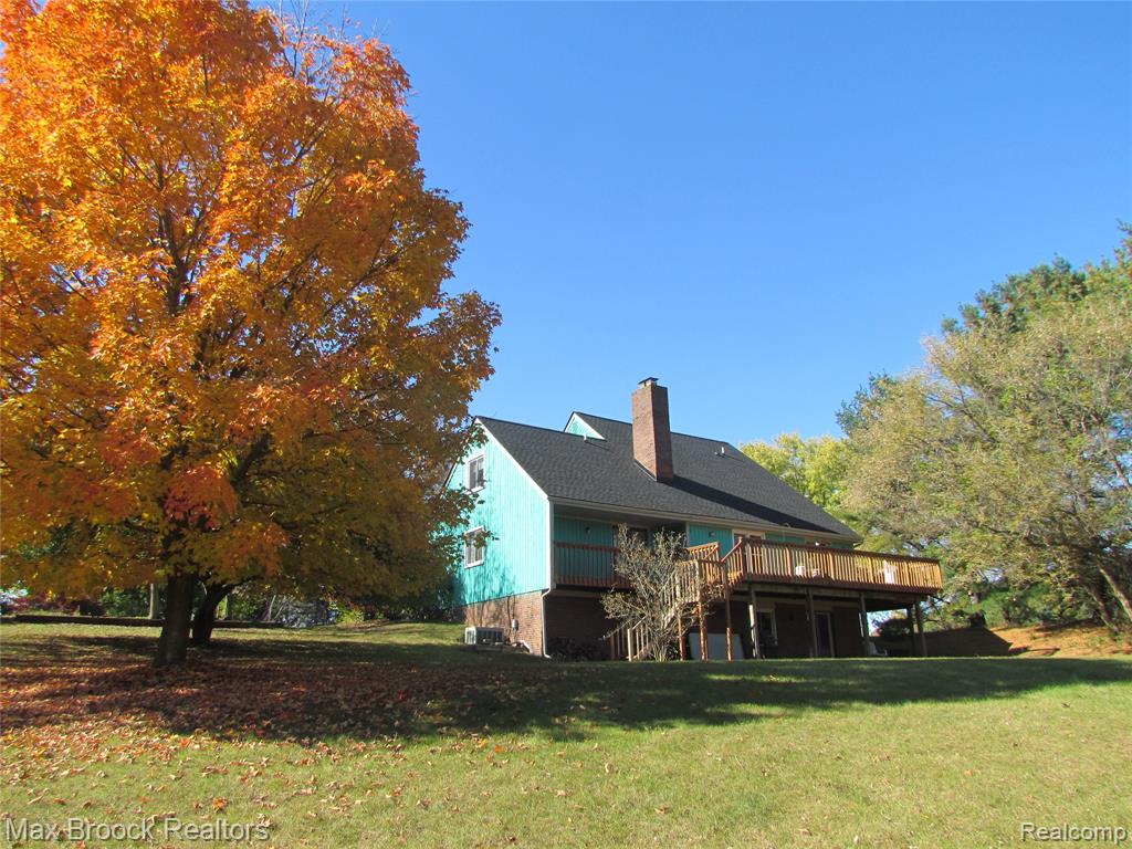4622 Fleck Drive, Hartland, MI 48430 — Photo 65