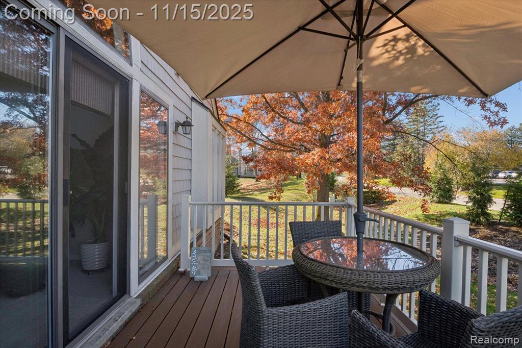 909 Tartan Trail, Bloomfield Hills, MI 48304 — Photo 30