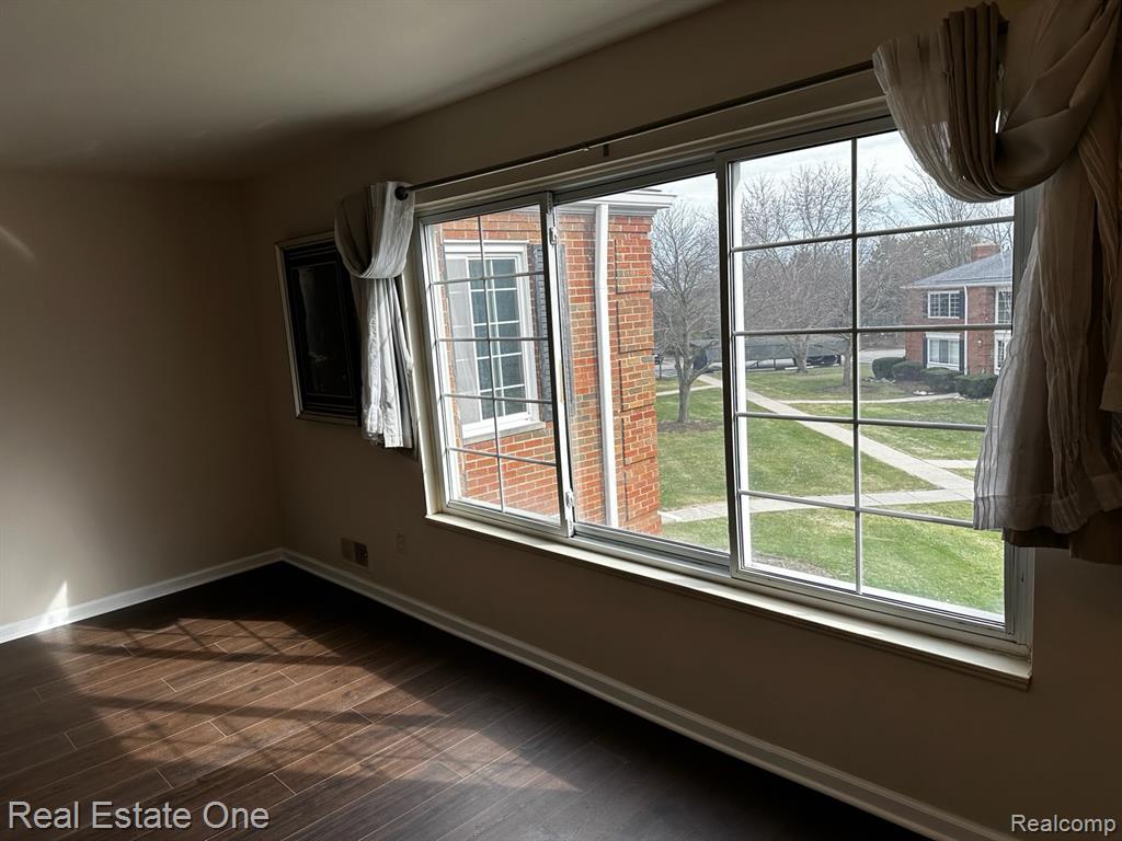 780 E Fox Hills Drive, Bloomfield Hills, MI 48304 — Photo 5