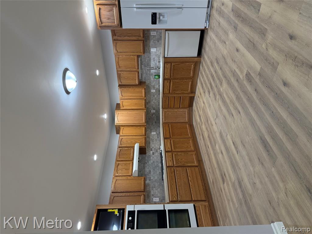 227 N Coldwater Road, Weidman, MI 48893 — Photo 2