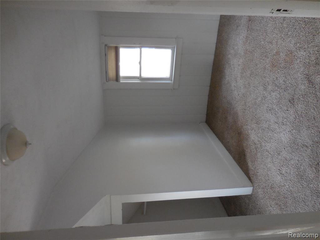 515 Skinner, Highland, MI — Photo 10