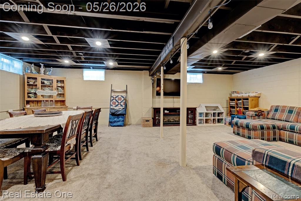 6394 Manson Drive, Waterford, MI 48329 — Photo 36