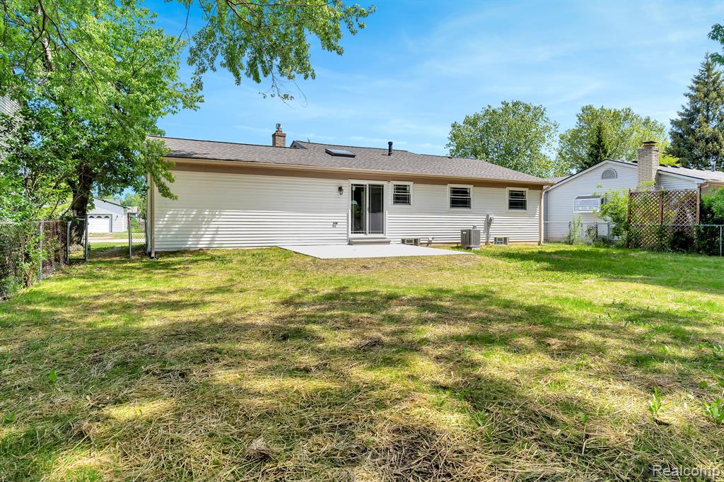 41441 Cumberland Drive, Canton, MI 48188 — Photo 28