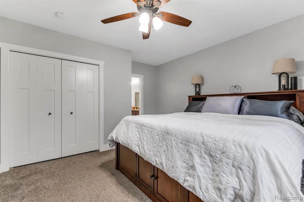 10174 HEGEL Road, Goodrich Vlg, MI — Photo 18