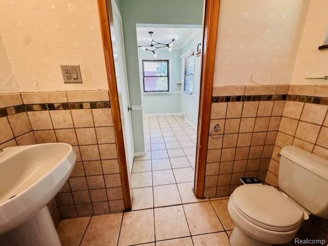 8429 Whitefield Street, Dearborn Heights, MI 48127 — Photo 19