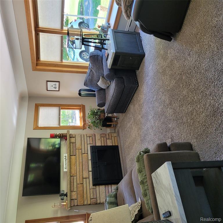 24640 Huron River Drive, Rockwood, MI — Photo 4