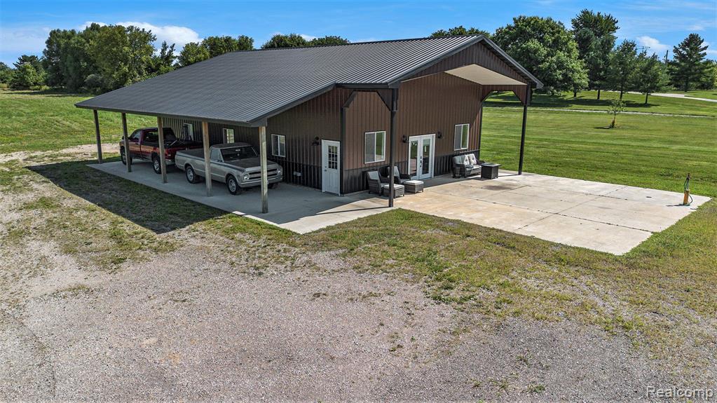 7404 CALKINS Road, Flint, MI 48532 — Photo 5