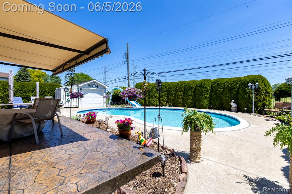32040 Cambridge Drive, Warren, MI 48093 — Photo 43