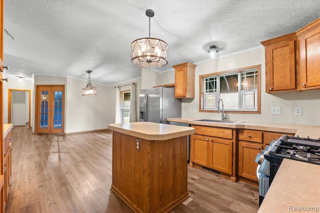 11018 WOODLAND RIDGE, South Lyon, MI 48178 — Photo 6