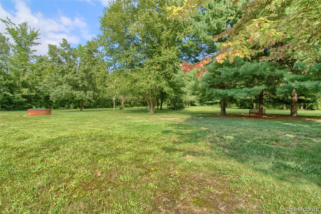 10784 Exeter Road, Carleton, MI 48117 — Photo 31