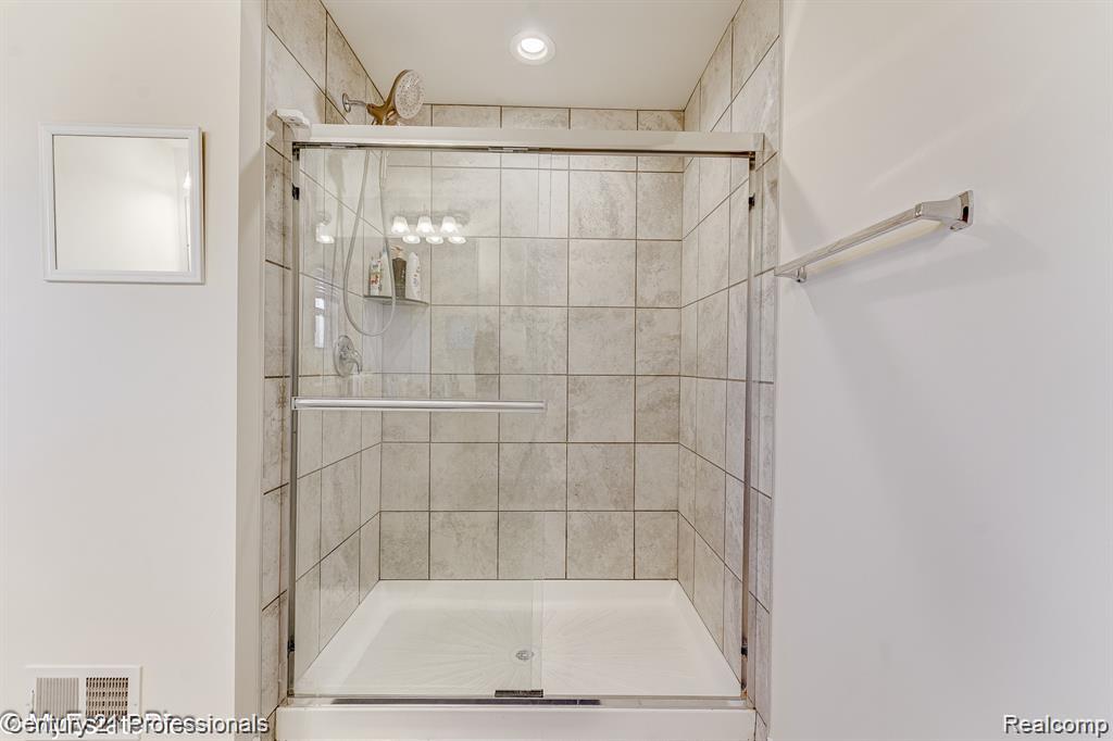 43646 Prospect Lane, Novi, MI — Photo 30