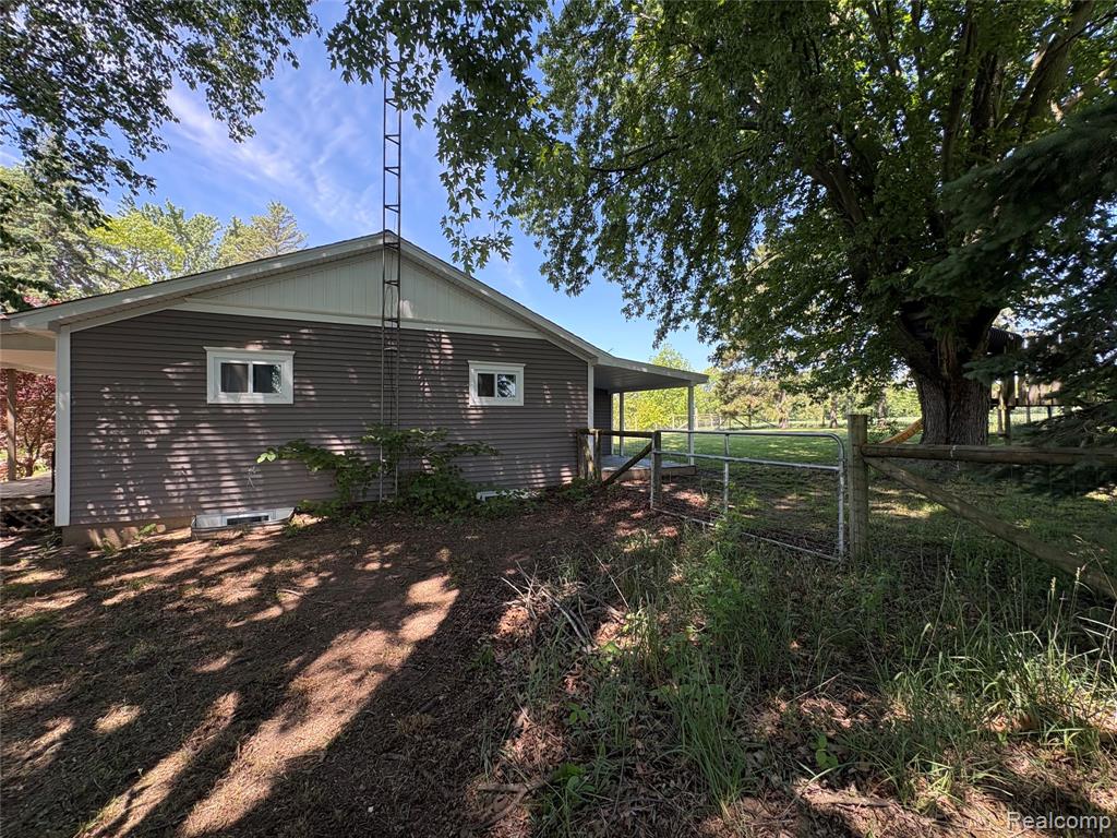 3355 E Braden Road, Perry, MI 48872 — Photo 15