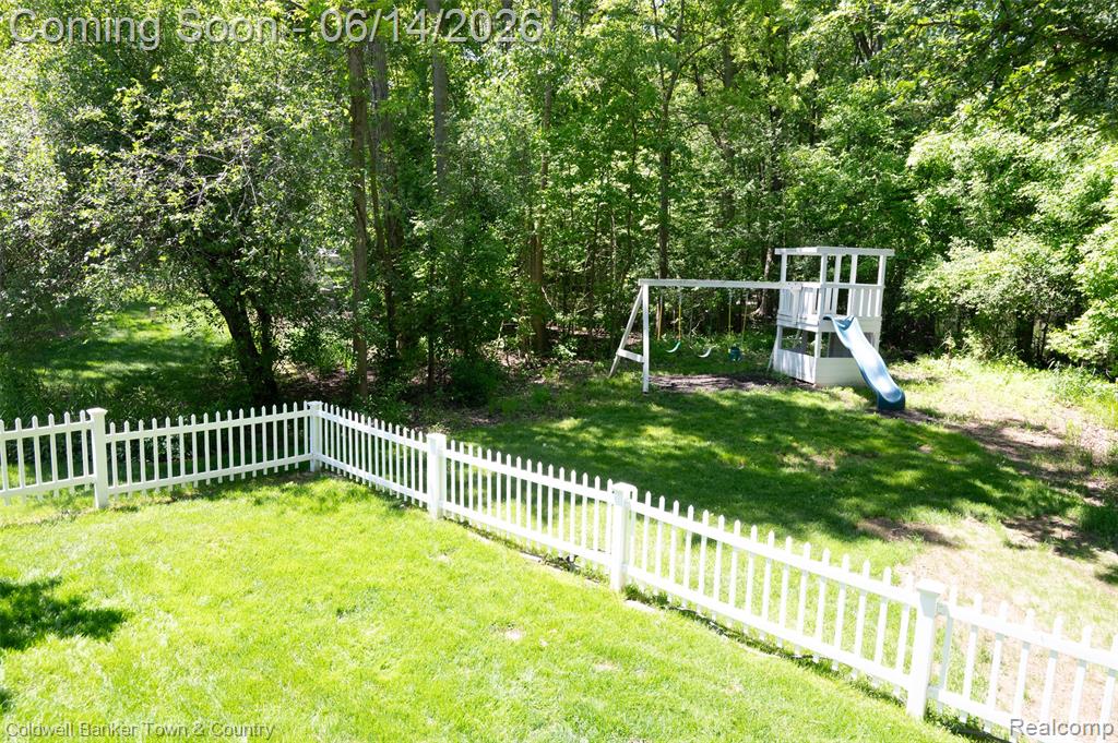 9120 Lakewood Drive, Whitmore Lake, MI 48189 — Photo 5