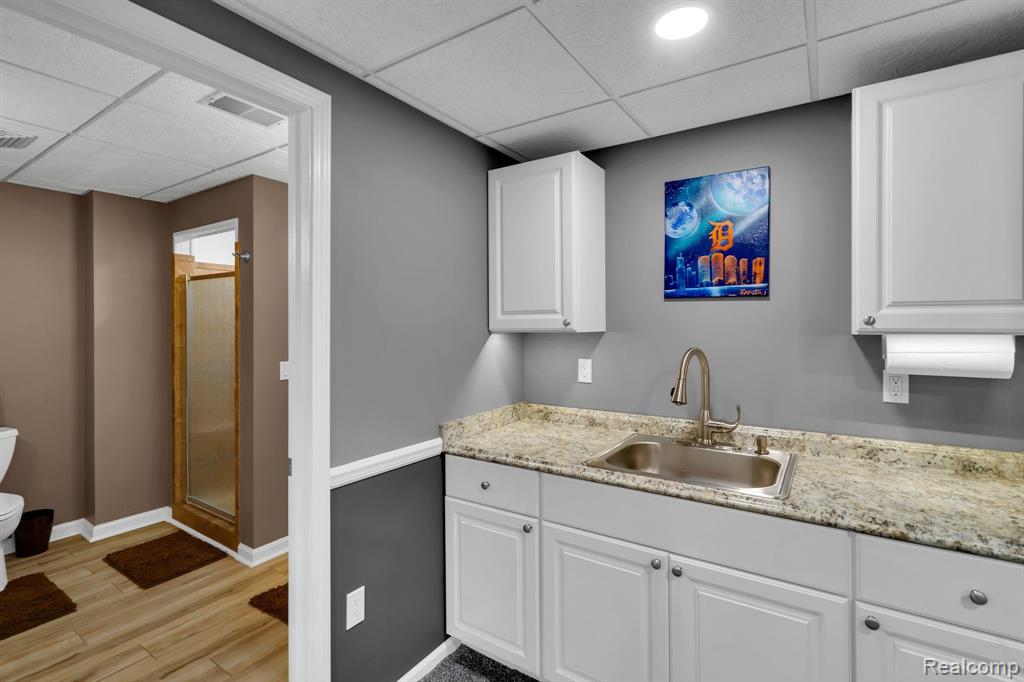 858 WOODSIDE Court, Lake Orion, MI — Photo 29
