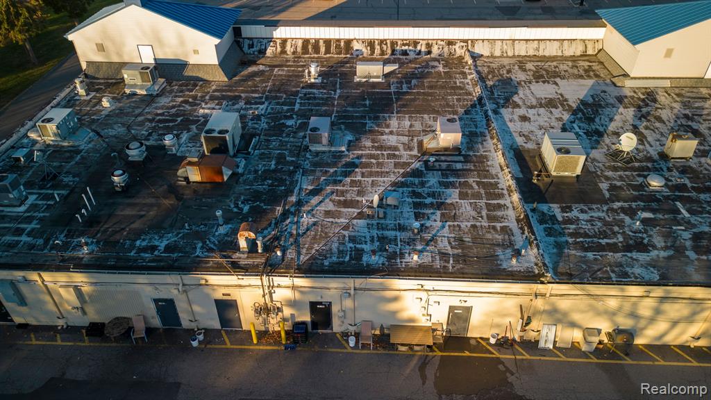 39900 GARFIELD, Clinton Twp, MI 48038 — Photo 32