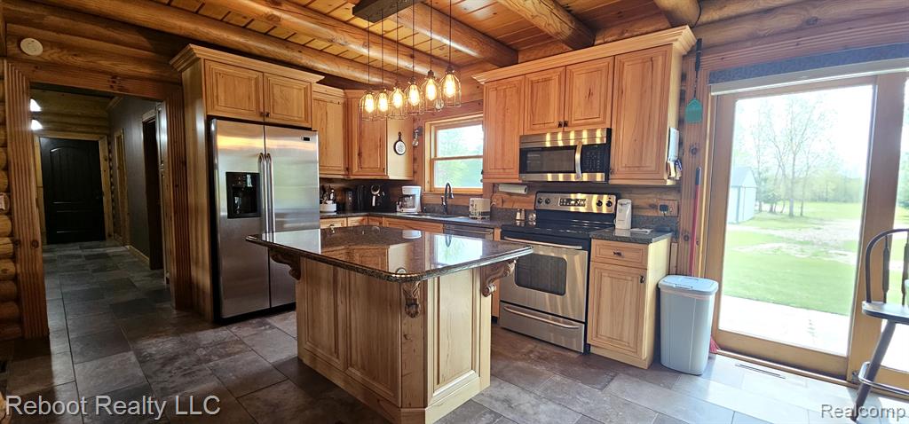 12935 Metcalf Road, Emmett, MI 48022 — Photo 10