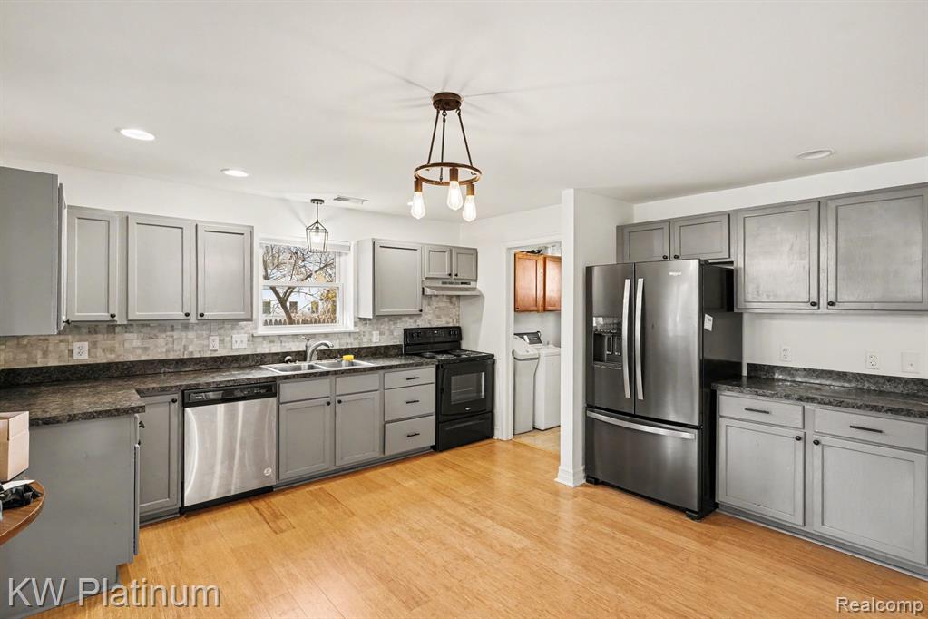 9557 Main Street, Clifford, MI 48727 — Photo 3
