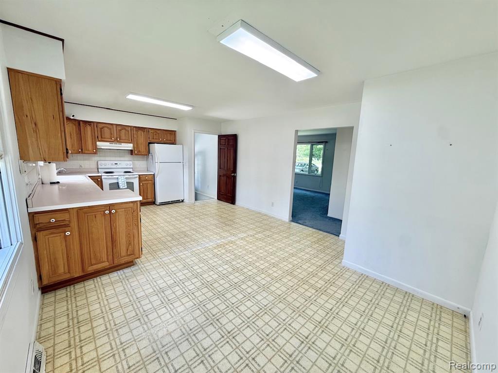 11495 E Richfield Road, Davison, MI 48423 — Photo 13