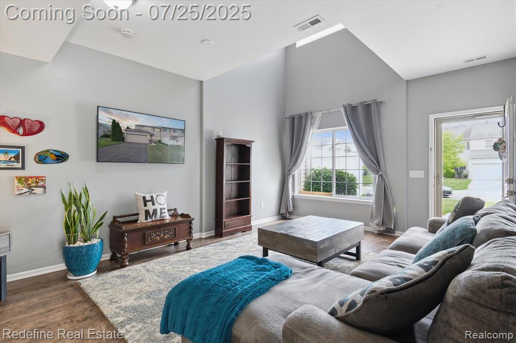 26708 Ashton Drive, Woodhaven, MI 48183 — Photo 10