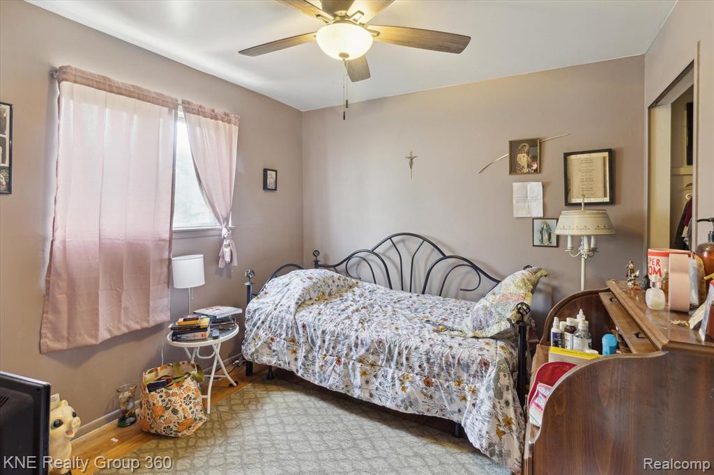 6074 NIGHTINGALE Street, Dearborn Heights, MI 48127 — Photo 17