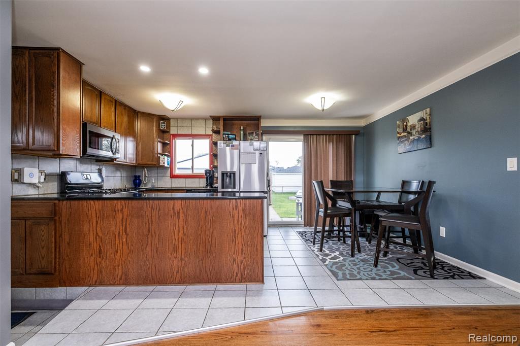 30534 Spybrook Street, Roseville, MI 48066 — Photo 11