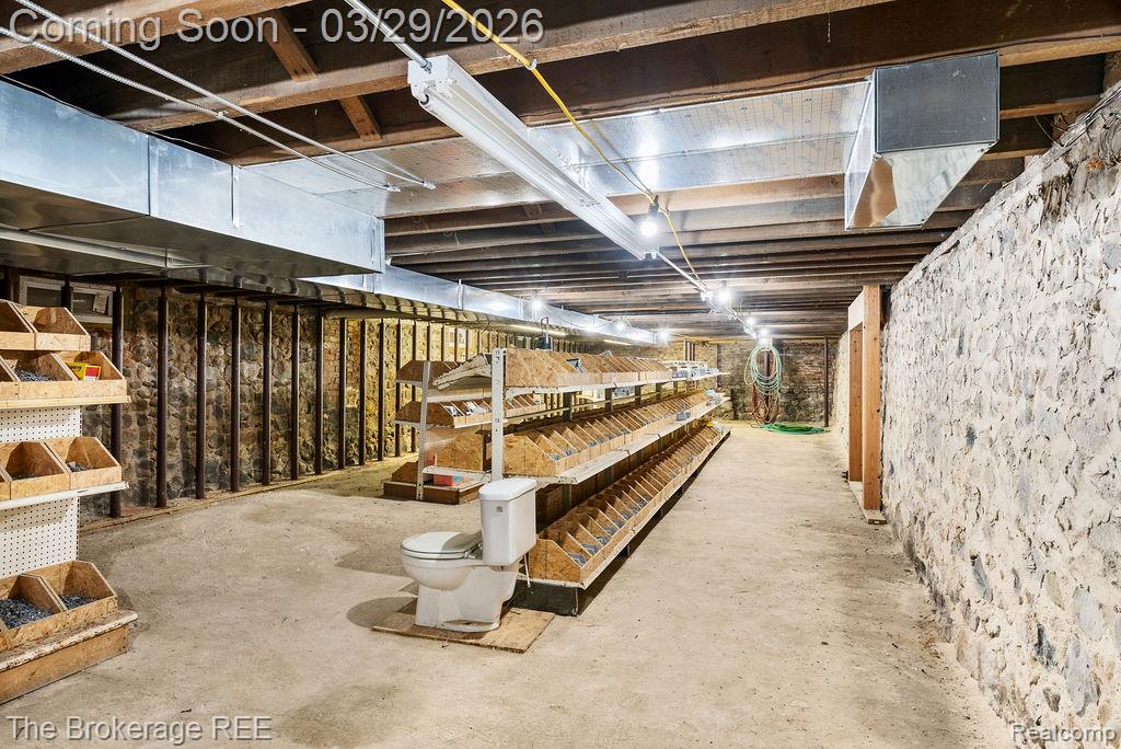 4654 WATER Street, Columbiaville, MI 48421 — Photo 47