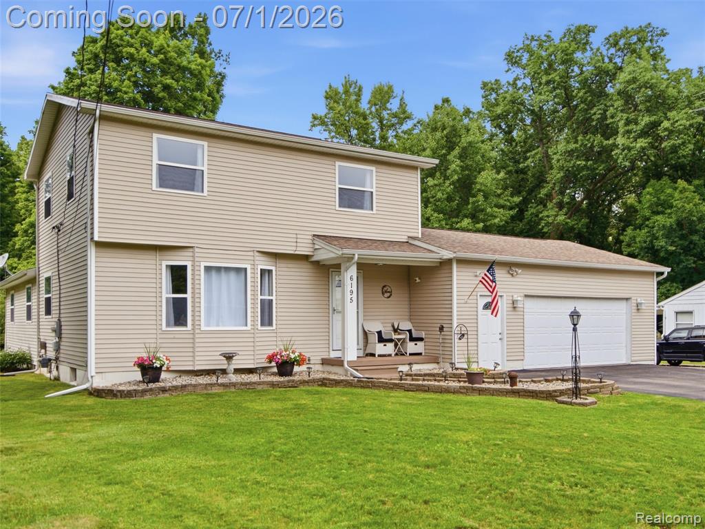 6195 Lake Forest Drive, Grand Blanc, MI 48439 — front exterior