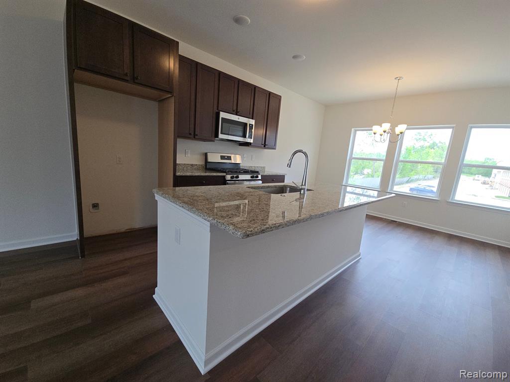4808 N Ludlow, Troy, MI 48085 — Photo 11