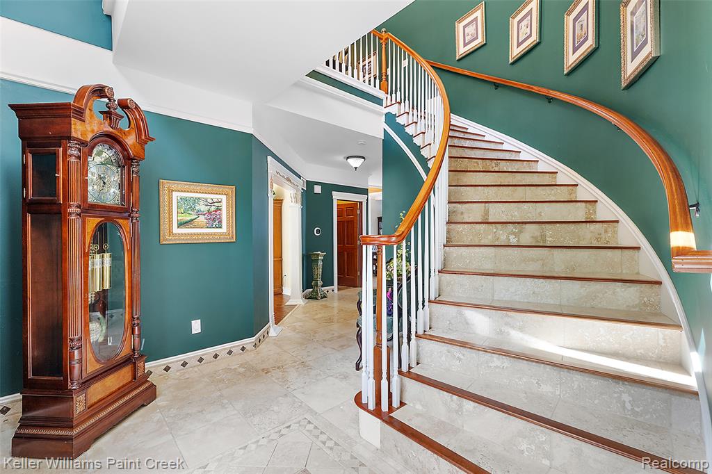 328 S Broadway Street, Lake Orion, MI 48362 — Photo 28