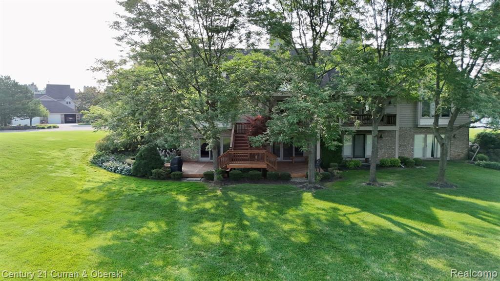 18215 Blue Heron Drive W, Northville, MI 48168 — Photo 40