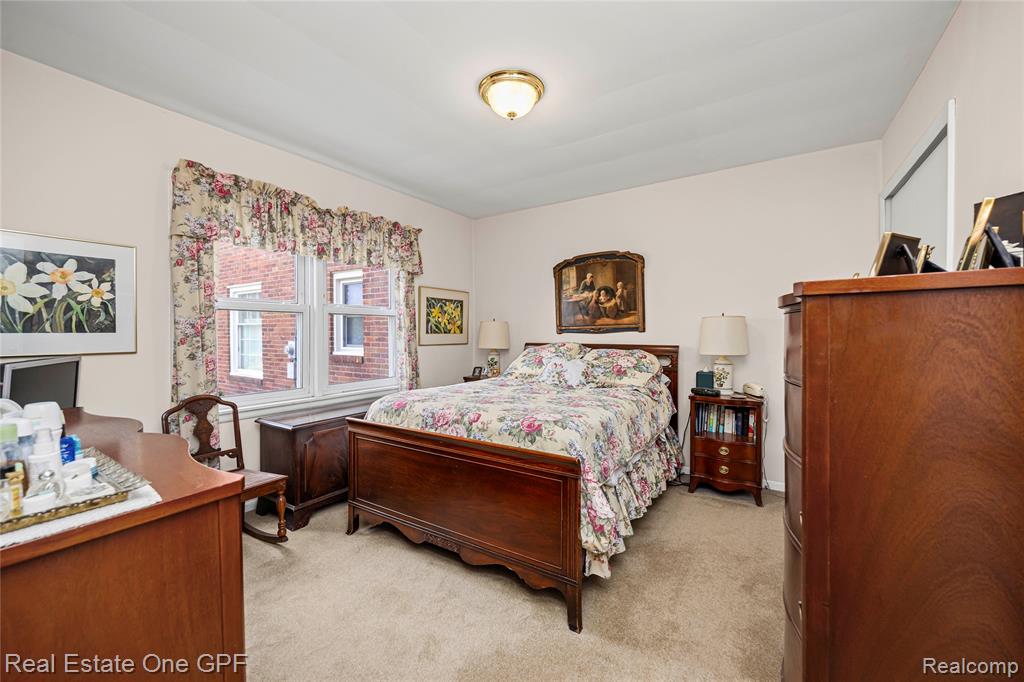 650 Cadieux Road, 1, Grosse Pointe, MI 48230 — Photo 22