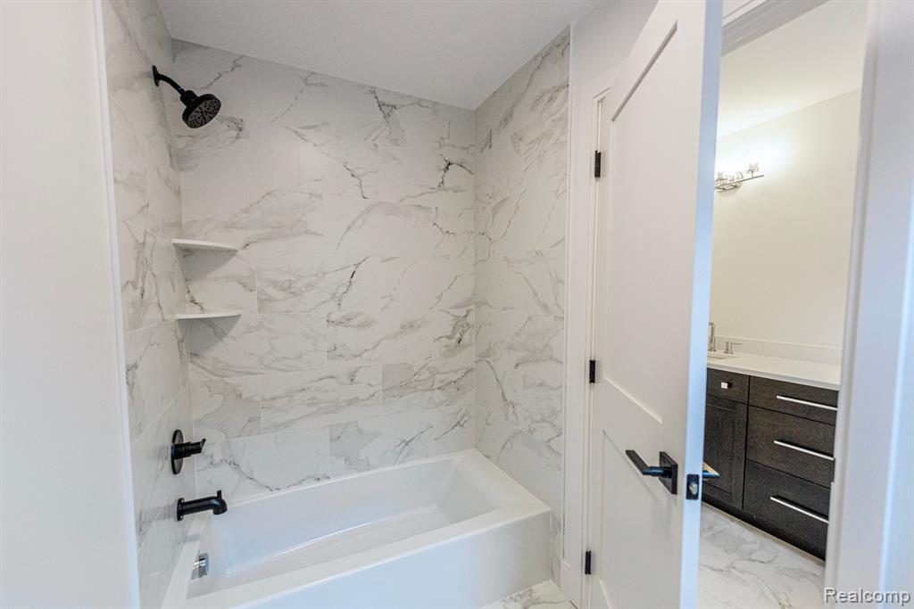 4107 Devon, Royal Oak, MI 48073 — Photo 22