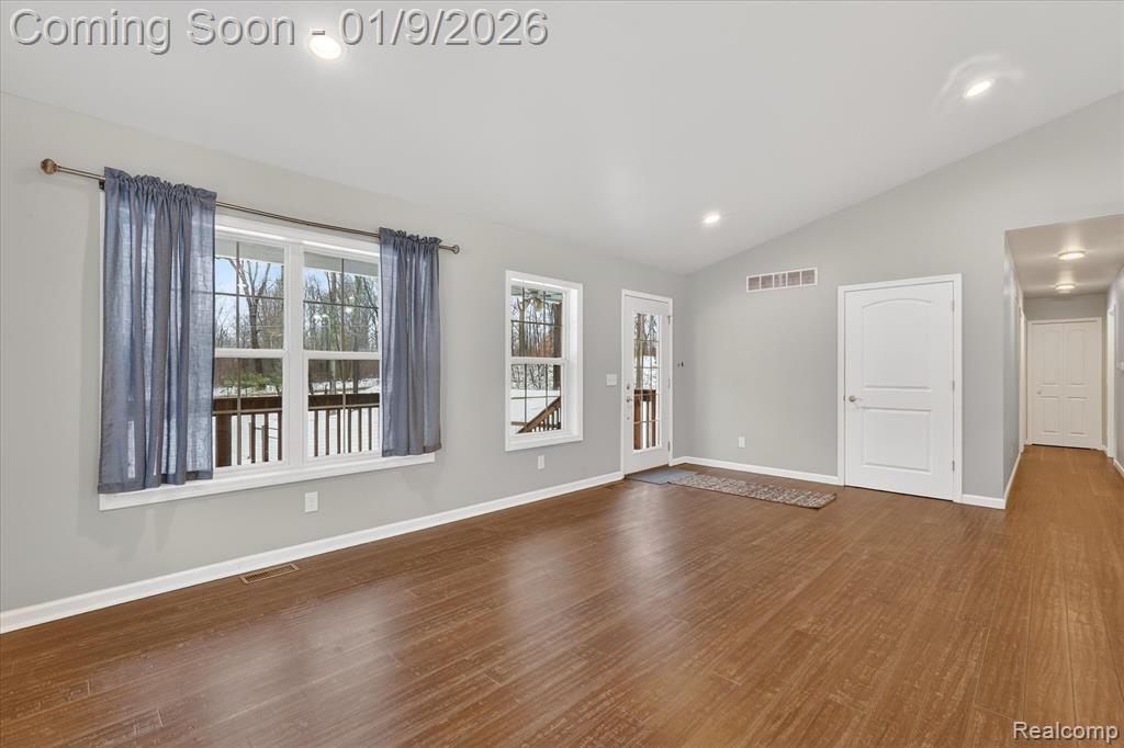 6779 Brophy Road, Howell, MI 48855 — Photo 8