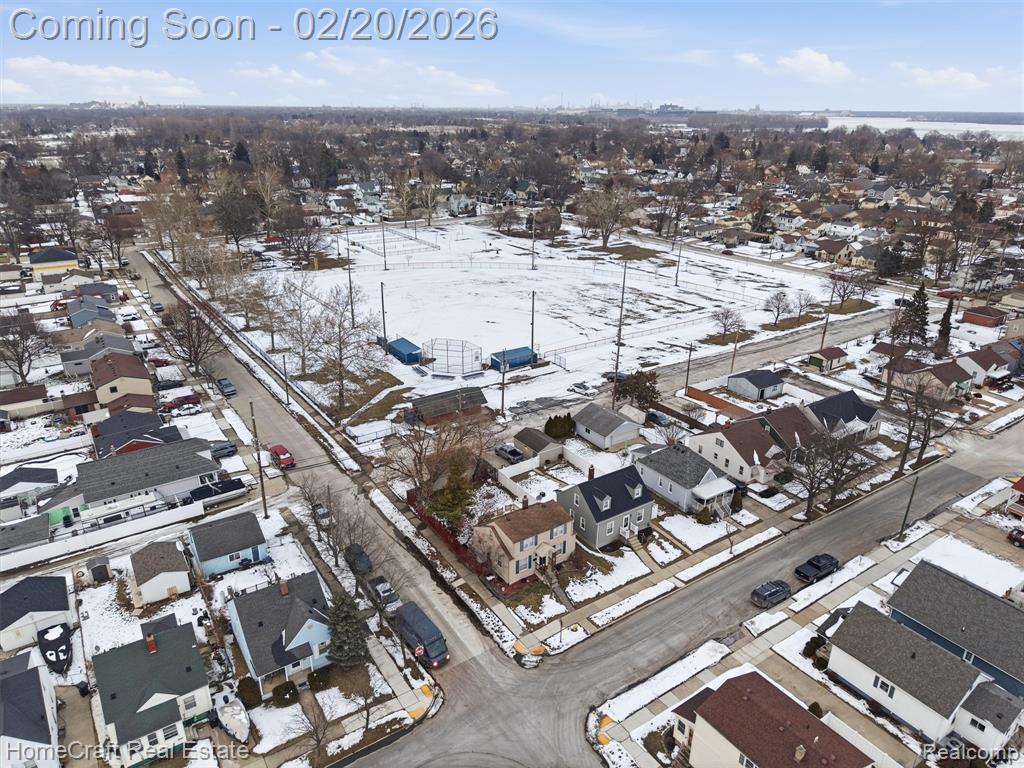 742 SAINT JOHN Street, Wyandotte, MI 48192 — Photo 37