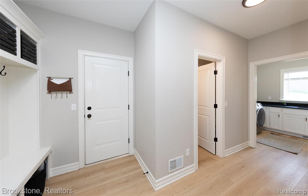 973 Highland View Lane, Metamora, MI 48455 — Photo 22