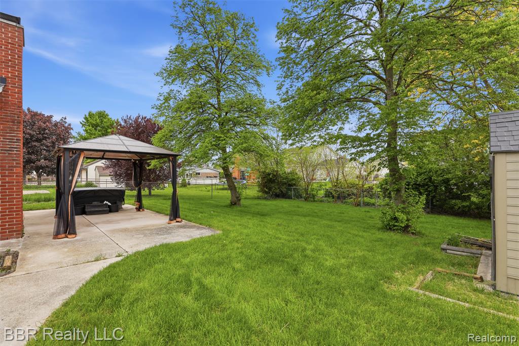 4680 Forest Lane, Trenton, MI 48183 — Photo 31