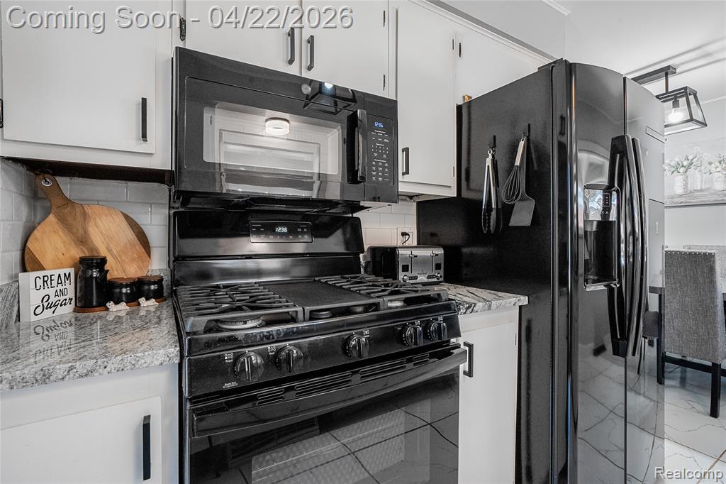 5845 Centralia Street, Dearborn Heights, MI 48127 — Photo 14