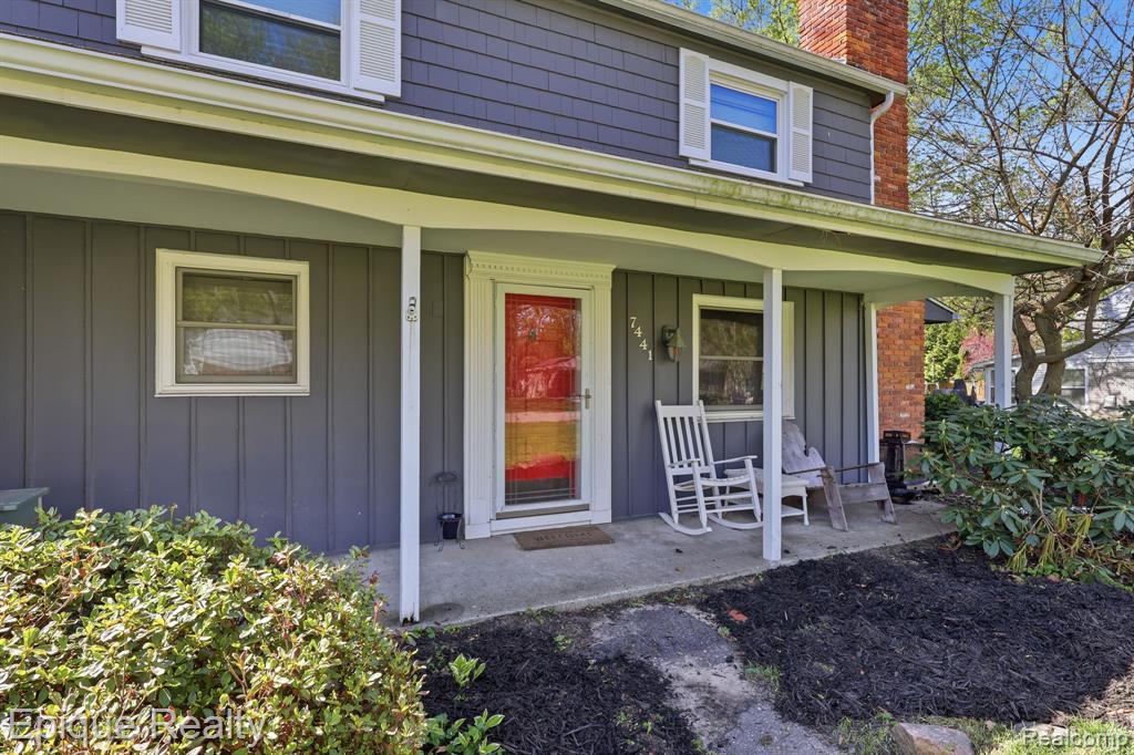 7441 Honeysuckle Road, West Bloomfield, MI 48324 — Photo 3